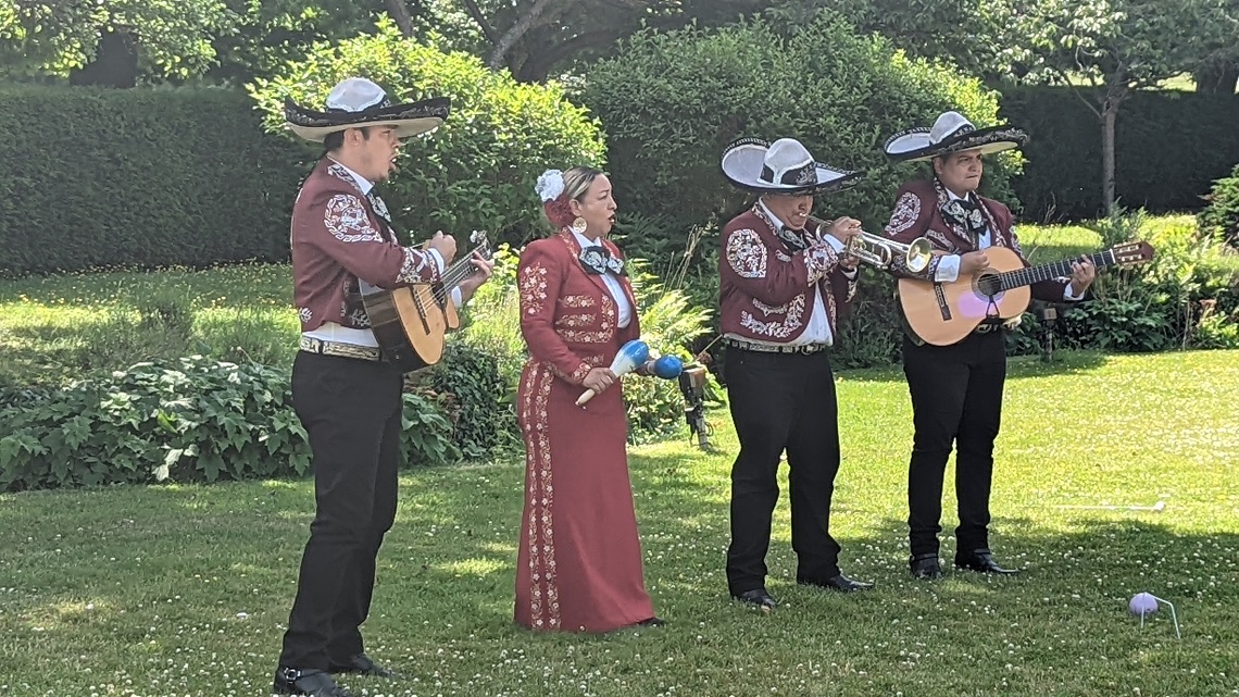mariachi band