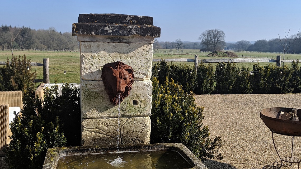 fountain at high billinghurst barn