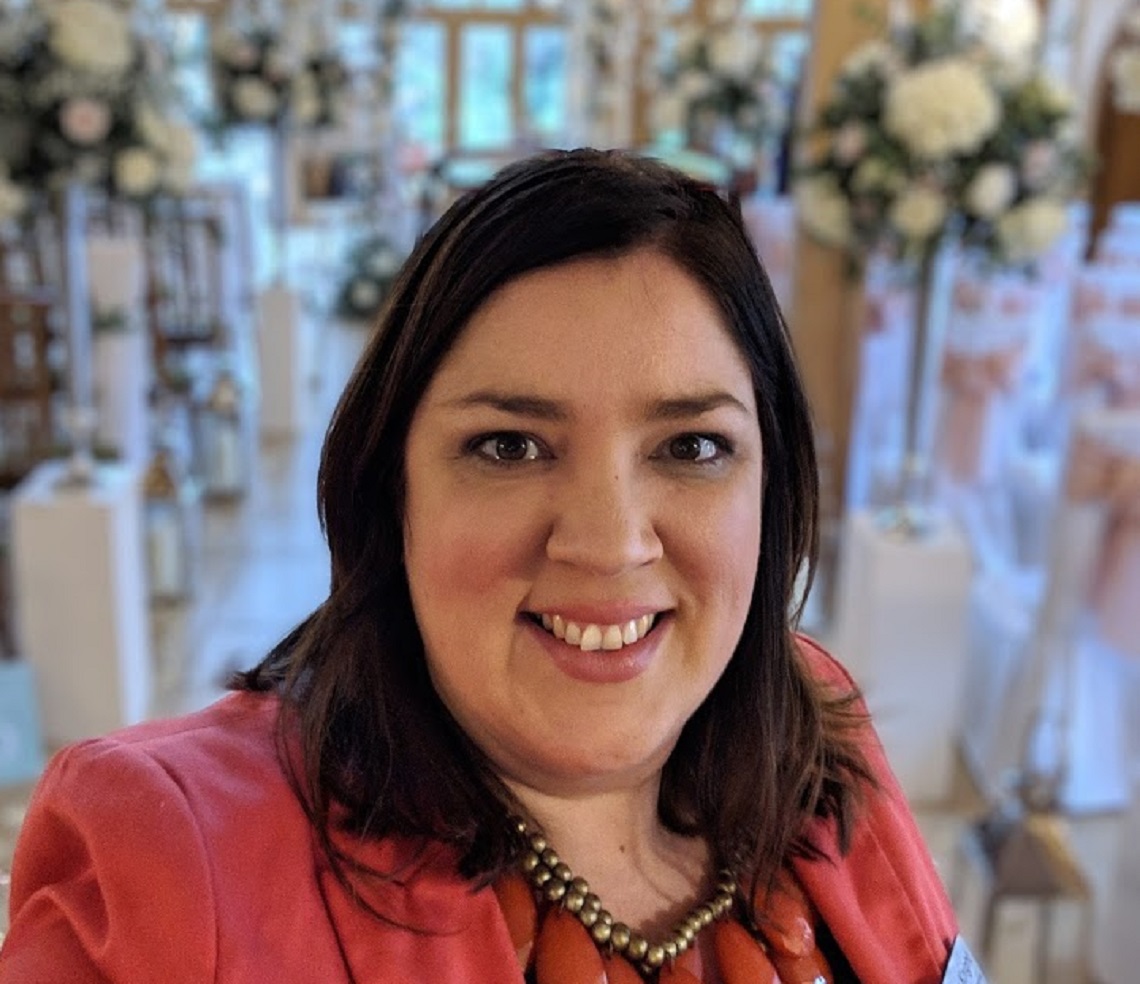 knight ceremonies recommended celebrant at rivervale barn