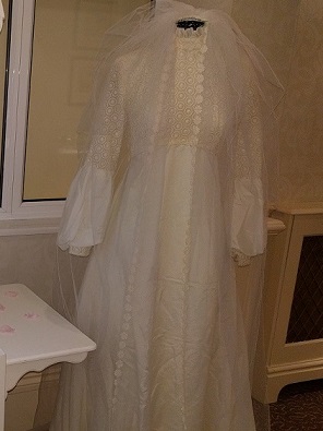 wedding dress 1972